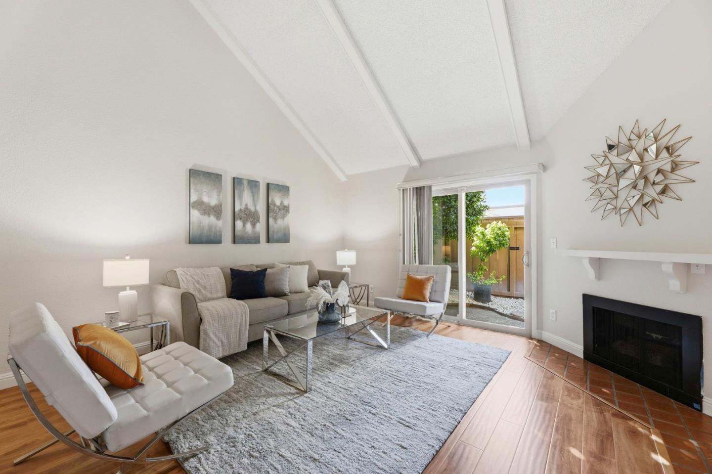 Detail Gallery Image 6 of 33 For 151 Kiely Blvd, Santa Clara,  CA 95051 - 1 Beds | 1/1 Baths