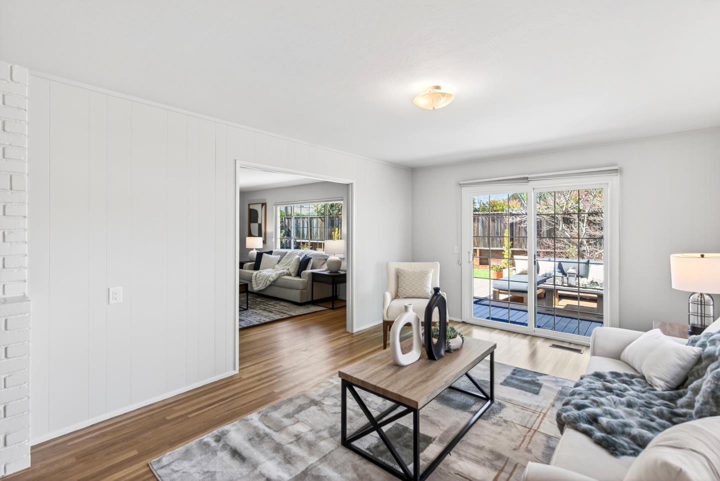 Detail Gallery Image 10 of 29 For 1539 Klamath Dr, Sunnyvale,  CA 94087 - 3 Beds | 2 Baths