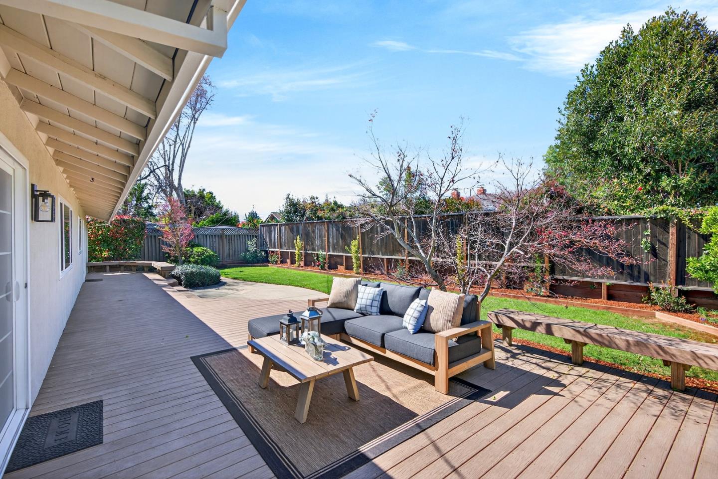 Detail Gallery Image 24 of 29 For 1539 Klamath Dr, Sunnyvale,  CA 94087 - 3 Beds | 2 Baths