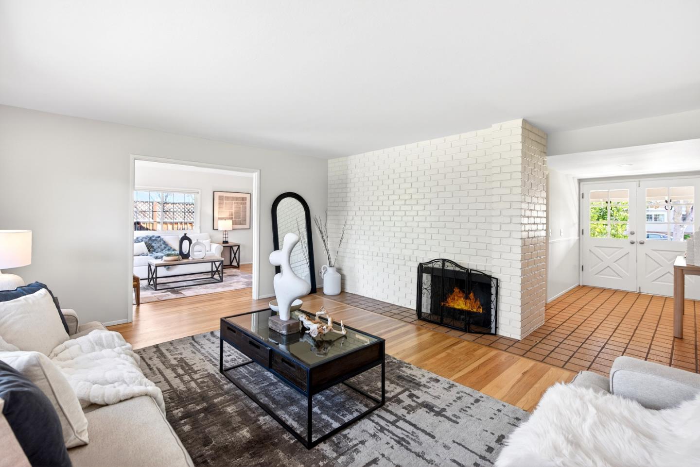 Detail Gallery Image 5 of 29 For 1539 Klamath Dr, Sunnyvale,  CA 94087 - 3 Beds | 2 Baths