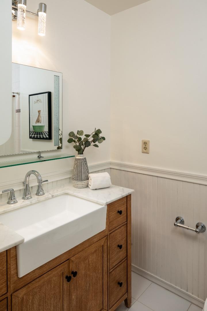 Detail Gallery Image 18 of 22 For 1109 Wright Ave, Mountain View,  CA 94043 - 4 Beds | 2/1 Baths