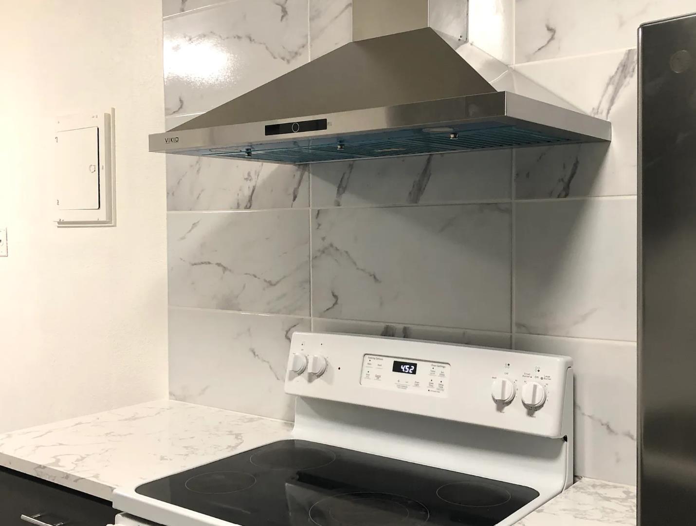 Detail Gallery Image 9 of 9 For 5702 Tucson Dr, San Jose,  CA 95118 - 2 Beds | 1 Baths