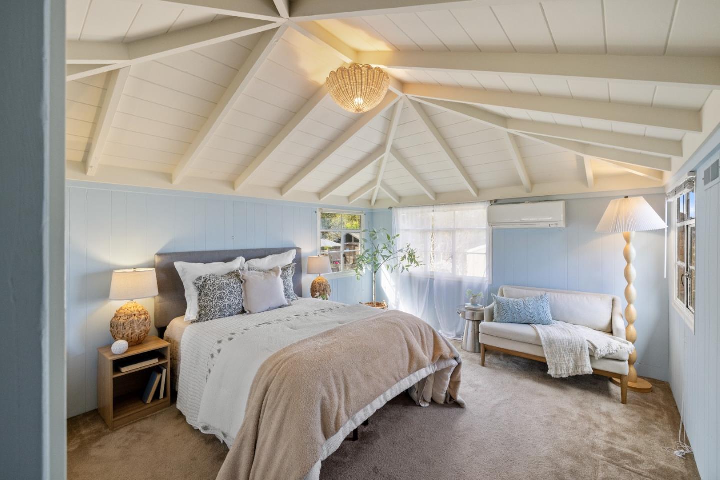 Detail Gallery Image 19 of 28 For 705 Grace St, Monterey,  CA 93940 - 3 Beds | 2 Baths