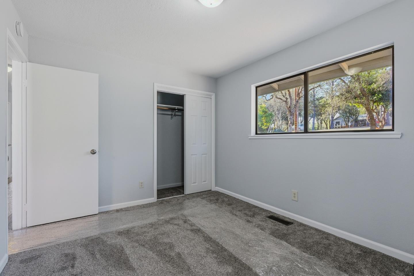 Detail Gallery Image 13 of 32 For 23014 Spyglass Court, Auburn_NVA,  CA 95602 - 3 Beds | 2 Baths