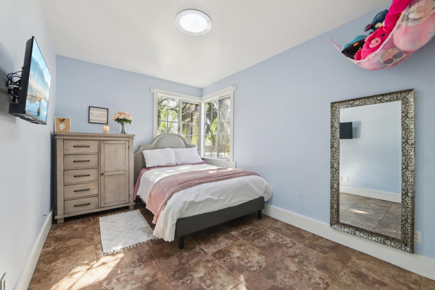 Detail Gallery Image 17 of 35 For 2483 Cherry Hills Dr, Discovery Bay,  CA 94505 - 2 Beds | 2 Baths