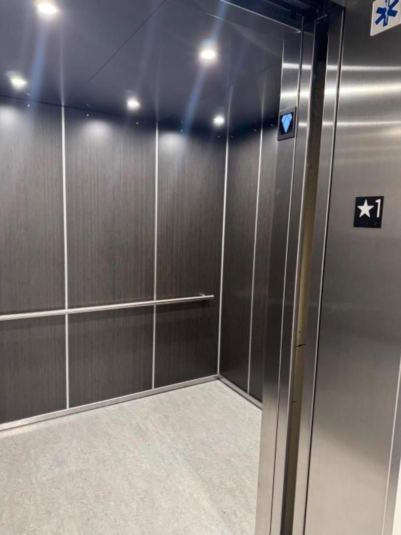 Detail Gallery Image 8 of 27 For 435 Grand Ave, South San Francisco,  CA 94080 - – Beds | – Baths