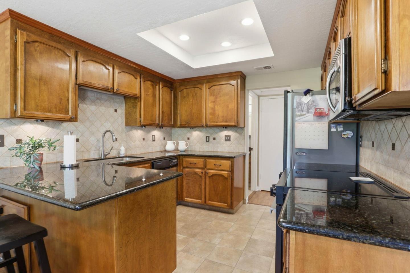 Photo #11: ML82035152 Listing: Photo #11