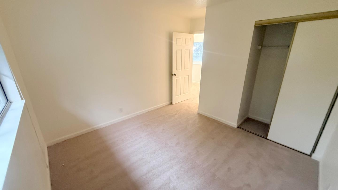 Detail Gallery Image 20 of 36 For 1013 Woodside Rd #1013,  Redwood City,  CA 94061 - 3 Beds | 2/1 Baths