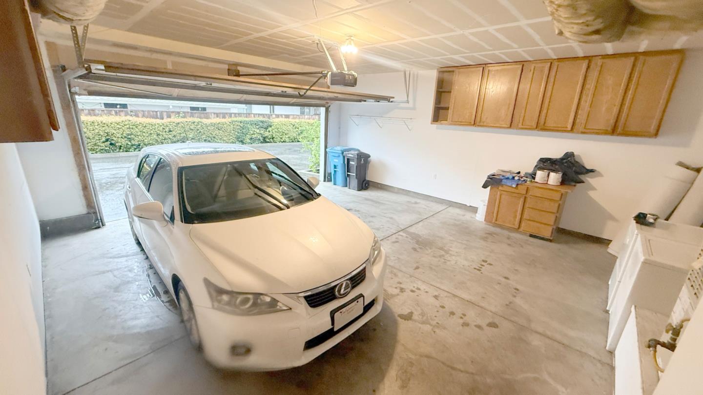 Detail Gallery Image 35 of 36 For 1013 Woodside Rd #1013,  Redwood City,  CA 94061 - 3 Beds | 2/1 Baths