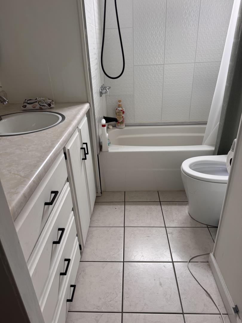 Detail Gallery Image 14 of 22 For 1075 Space Park Way #60,  Mountain View,  CA 94043 - 2 Beds | 2 Baths