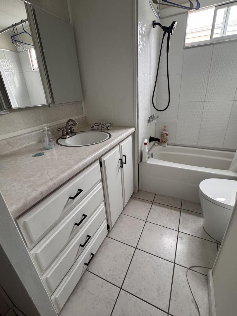 Detail Gallery Image 15 of 22 For 1075 Space Park Way #60,  Mountain View,  CA 94043 - 2 Beds | 2 Baths