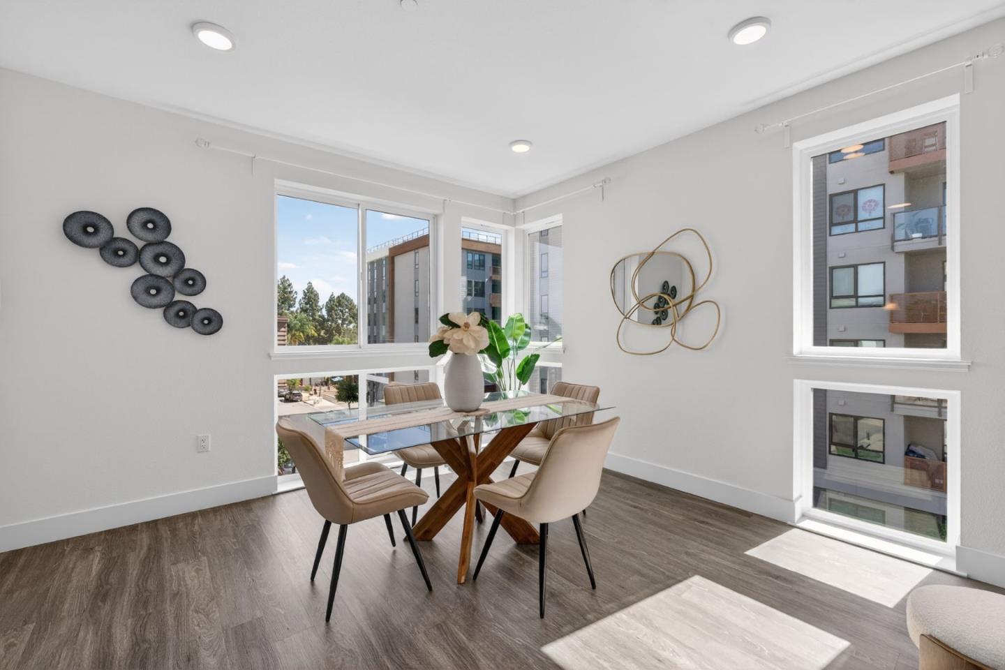 Detail Gallery Image 13 of 30 For 3768 Capitol 400b,  Fremont,  CA 94538 - 3 Beds | 2 Baths