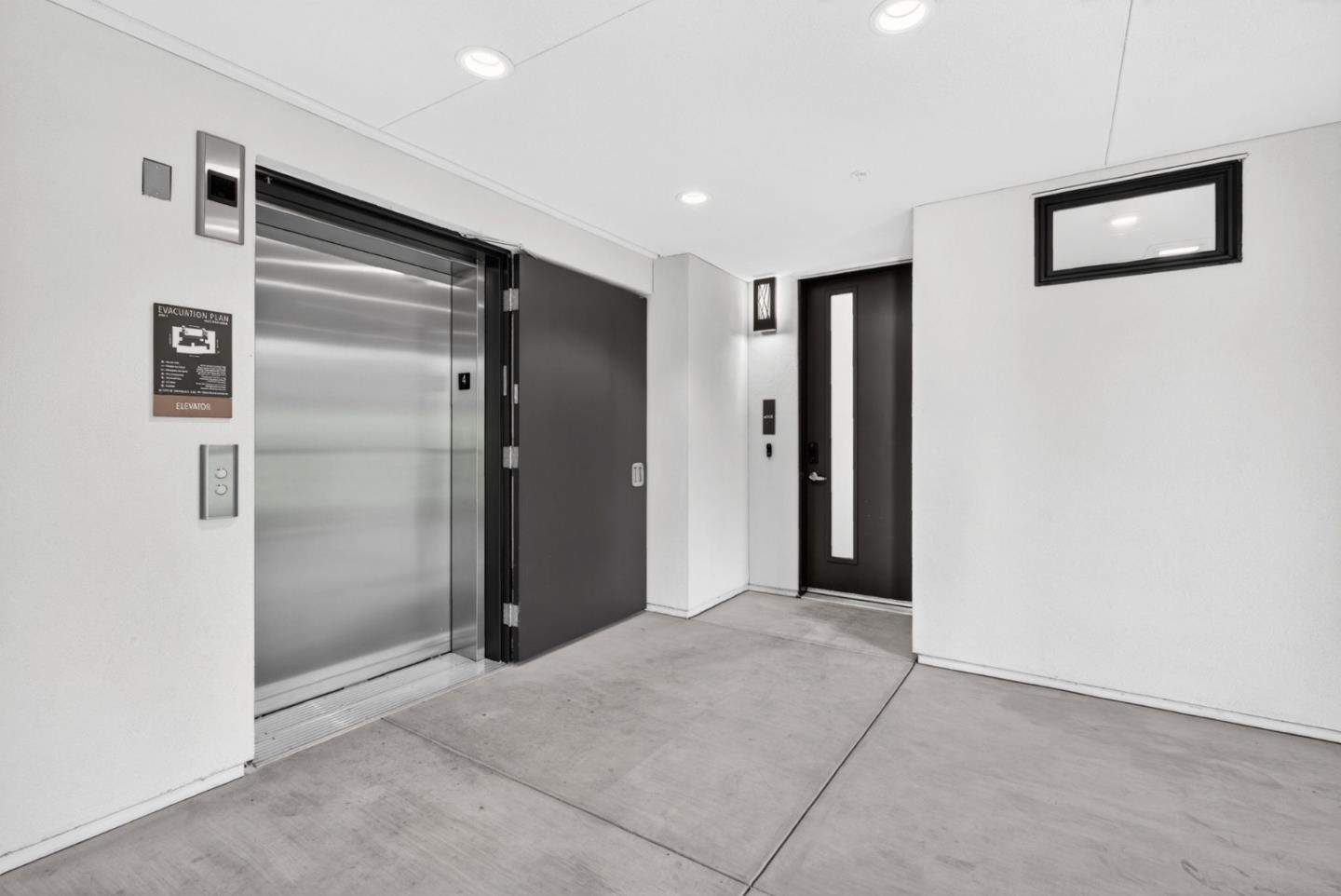 Detail Gallery Image 5 of 30 For 3768 Capitol 400b,  Fremont,  CA 94538 - 3 Beds | 2 Baths