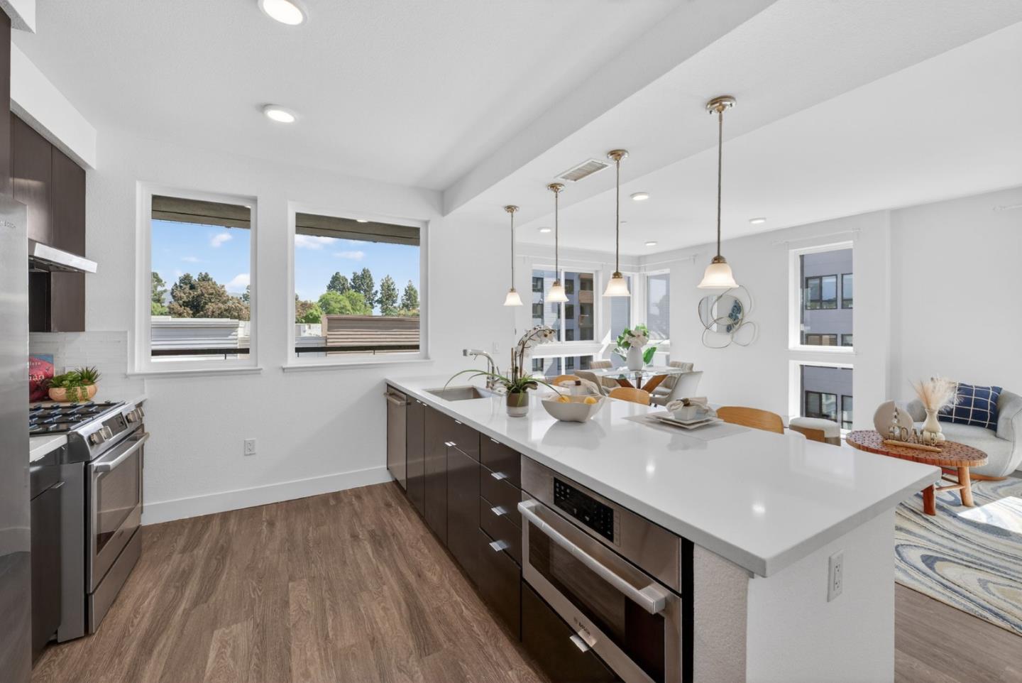 Detail Gallery Image 8 of 30 For 3768 Capitol 400b,  Fremont,  CA 94538 - 3 Beds | 2 Baths