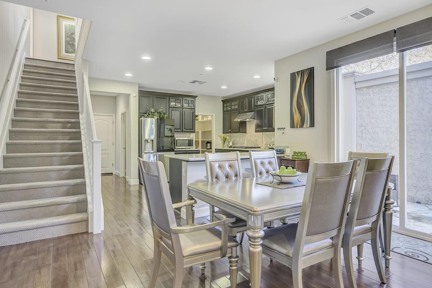 Detail Gallery Image 12 of 61 For 131 Lusitano, Gilroy,  CA 95020 - 4 Beds | 2/1 Baths