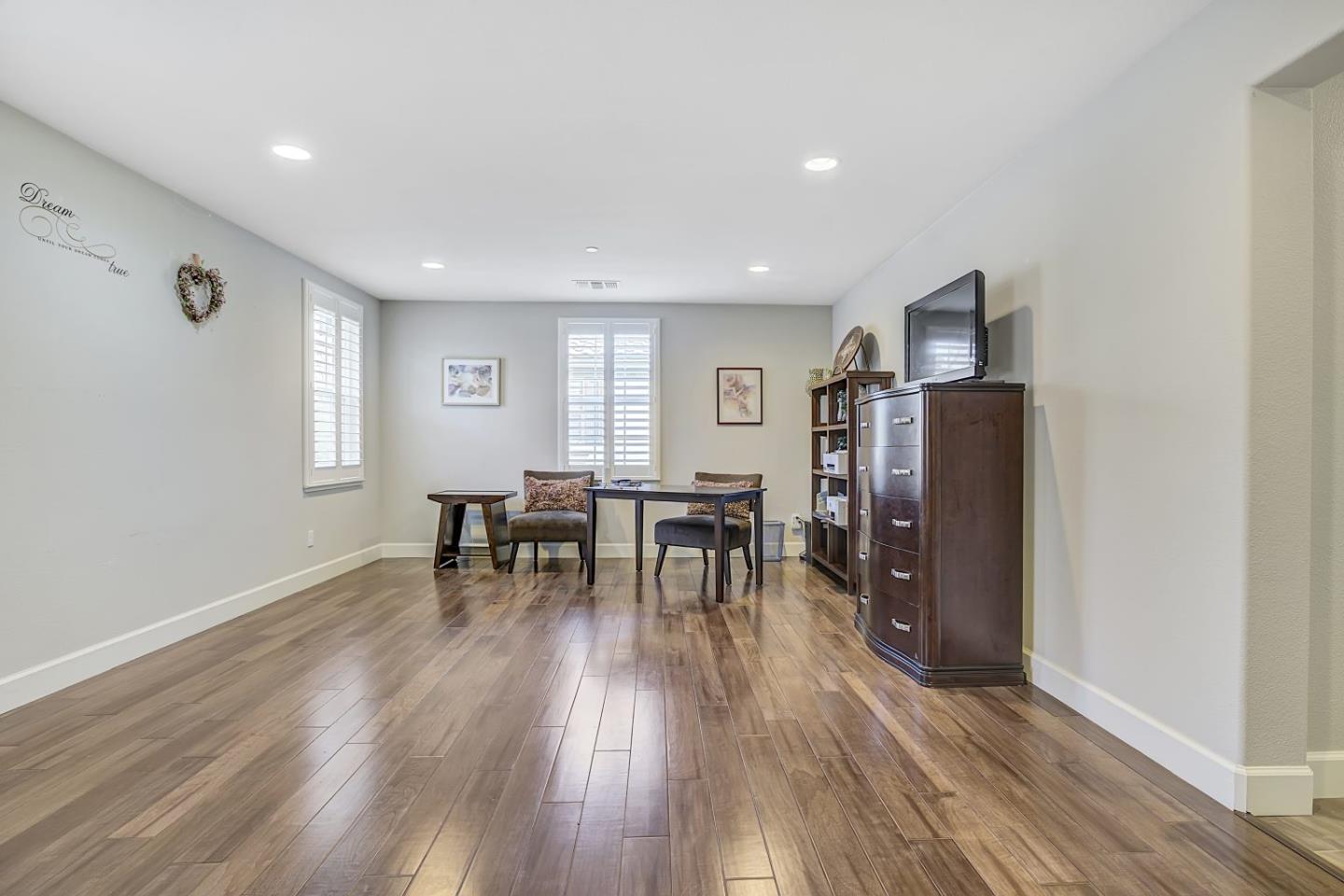 Detail Gallery Image 41 of 61 For 131 Lusitano, Gilroy,  CA 95020 - 4 Beds | 2/1 Baths