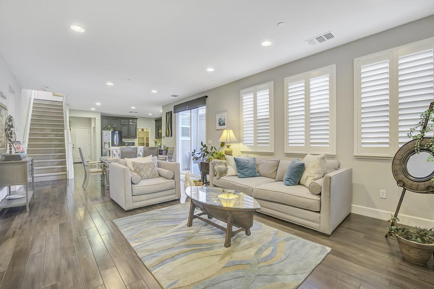 Detail Gallery Image 5 of 61 For 131 Lusitano, Gilroy,  CA 95020 - 4 Beds | 2/1 Baths