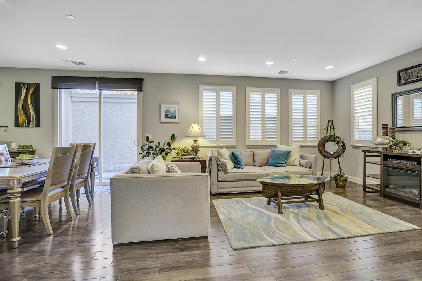 Detail Gallery Image 8 of 61 For 131 Lusitano, Gilroy,  CA 95020 - 4 Beds | 2/1 Baths