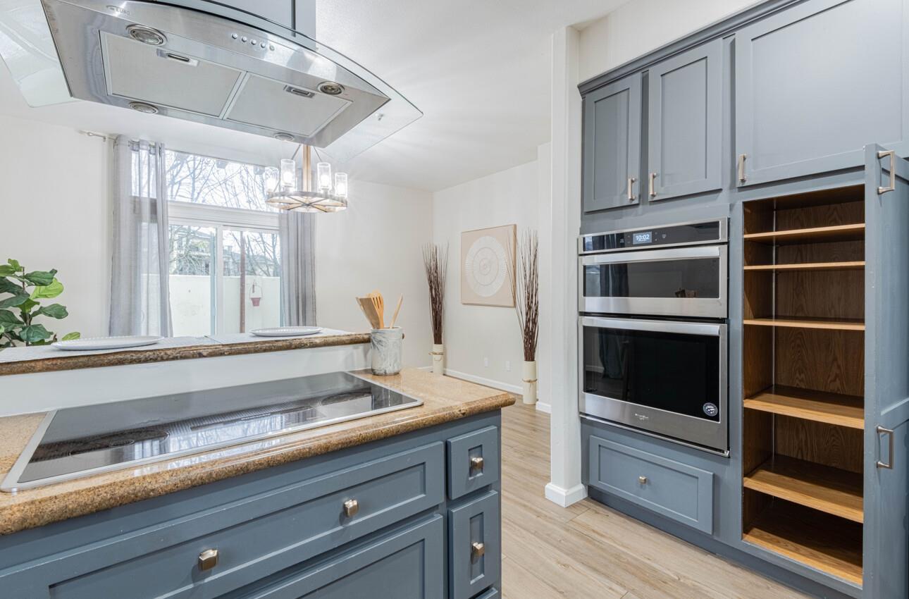 Detail Gallery Image 17 of 34 For 949 Nantucket Blvd #1,  Salinas,  CA 93906 - 3 Beds | 2/1 Baths