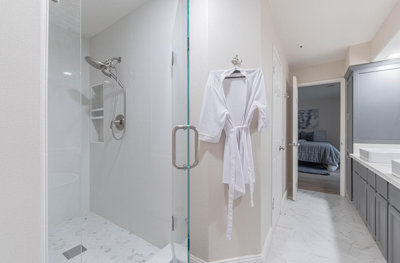 Detail Gallery Image 26 of 34 For 949 Nantucket Blvd #1,  Salinas,  CA 93906 - 3 Beds | 2/1 Baths