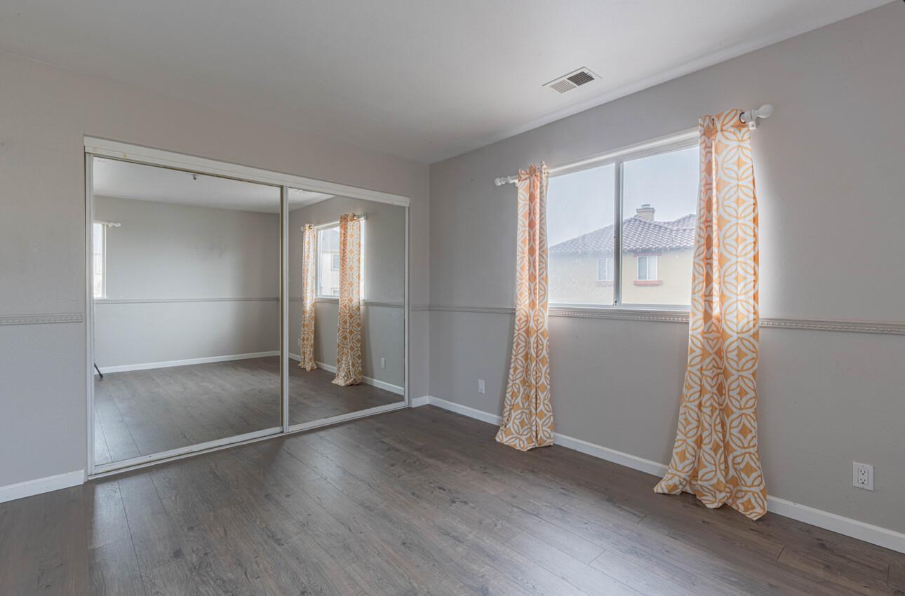 Detail Gallery Image 30 of 34 For 949 Nantucket Blvd #1,  Salinas,  CA 93906 - 3 Beds | 2/1 Baths