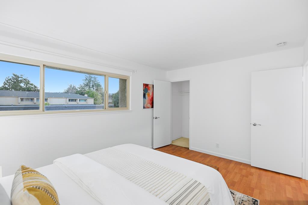 Detail Gallery Image 26 of 78 For 125 Connemara Way #32,  Sunnyvale,  CA 94087 - 2 Beds | 1/1 Baths