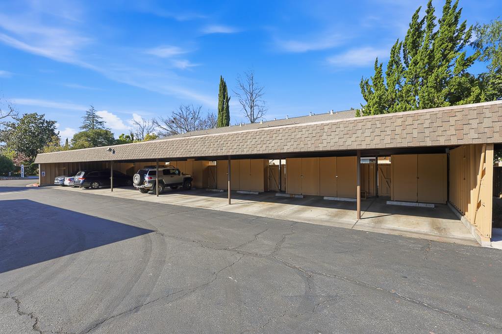 Detail Gallery Image 57 of 78 For 125 Connemara Way #32,  Sunnyvale,  CA 94087 - 2 Beds | 1/1 Baths