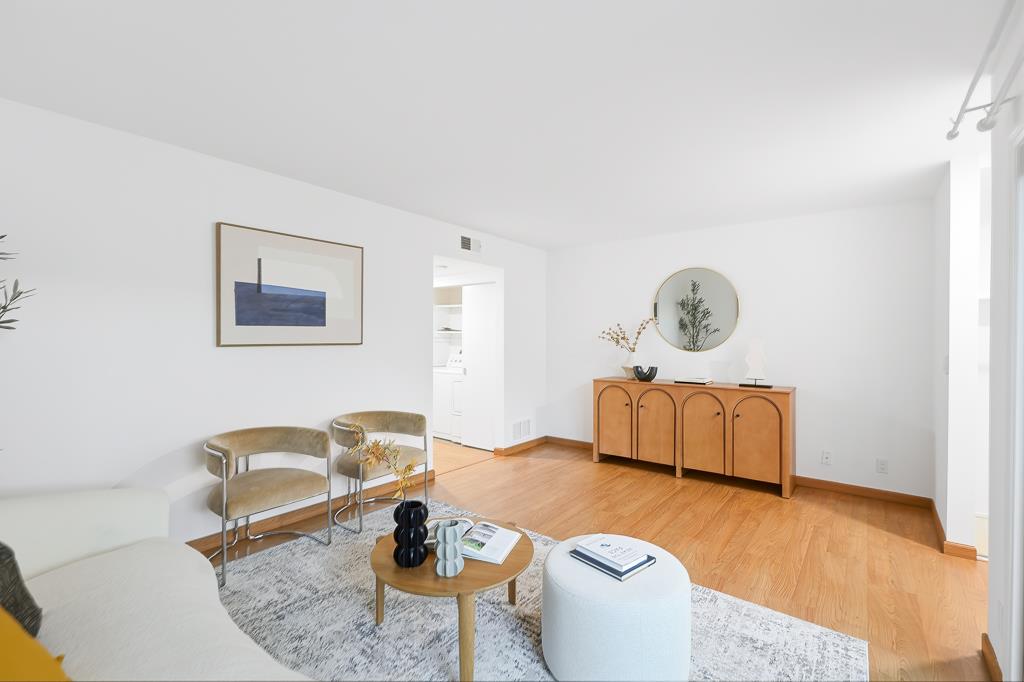 Detail Gallery Image 6 of 78 For 125 Connemara Way #32,  Sunnyvale,  CA 94087 - 2 Beds | 1/1 Baths