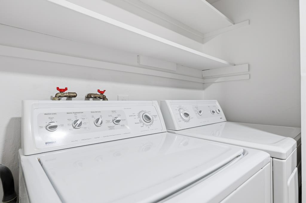 Detail Gallery Image 7 of 78 For 125 Connemara Way #32,  Sunnyvale,  CA 94087 - 2 Beds | 1/1 Baths