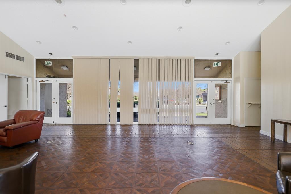 Detail Gallery Image 75 of 78 For 125 Connemara Way #32,  Sunnyvale,  CA 94087 - 2 Beds | 1/1 Baths