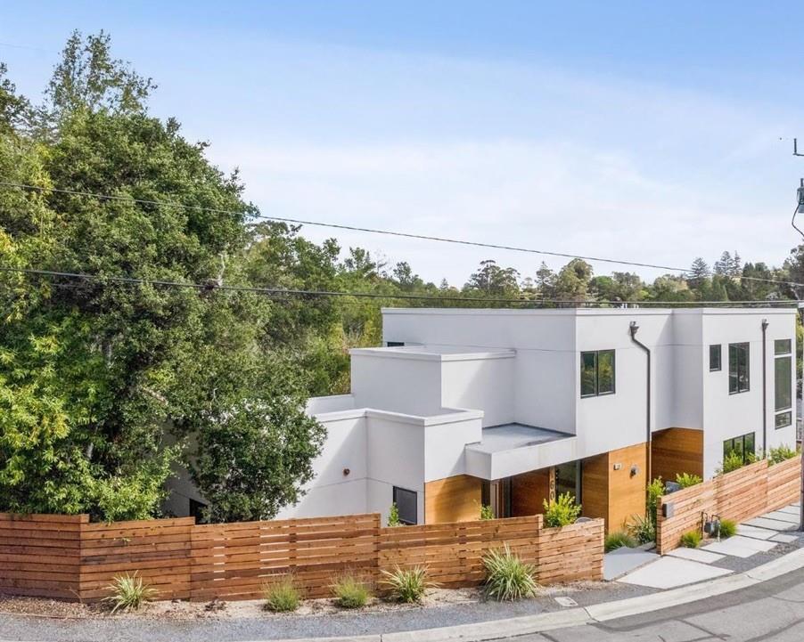 Detail Gallery Image 2 of 2 For 160 Tiptoe Ln, Burlingame,  CA 94010 - 6 Beds | 6/1 Baths