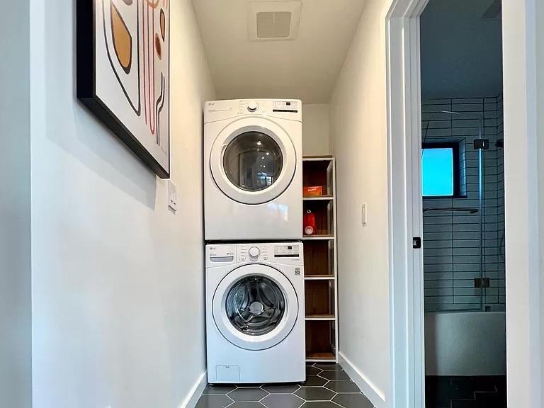 Detail Gallery Image 32 of 44 For 2050 Williams St, Palo Alto,  CA 94306 - – Beds | – Baths