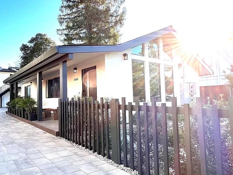 Detail Gallery Image 35 of 44 For 2050 Williams St, Palo Alto,  CA 94306 - – Beds | – Baths