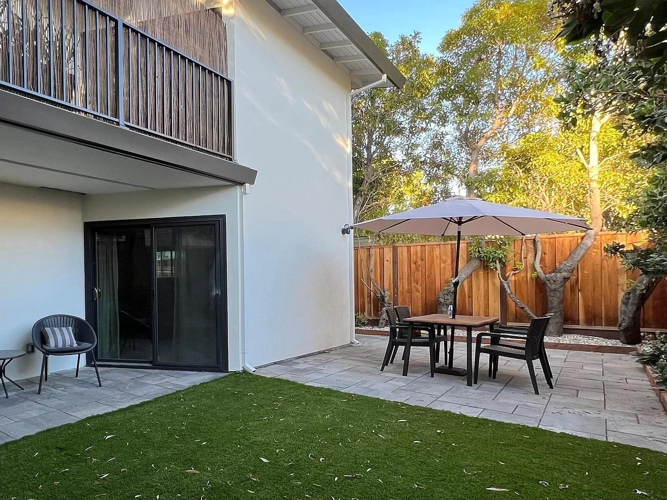 Detail Gallery Image 4 of 44 For 2050 Williams St, Palo Alto,  CA 94306 - – Beds | – Baths