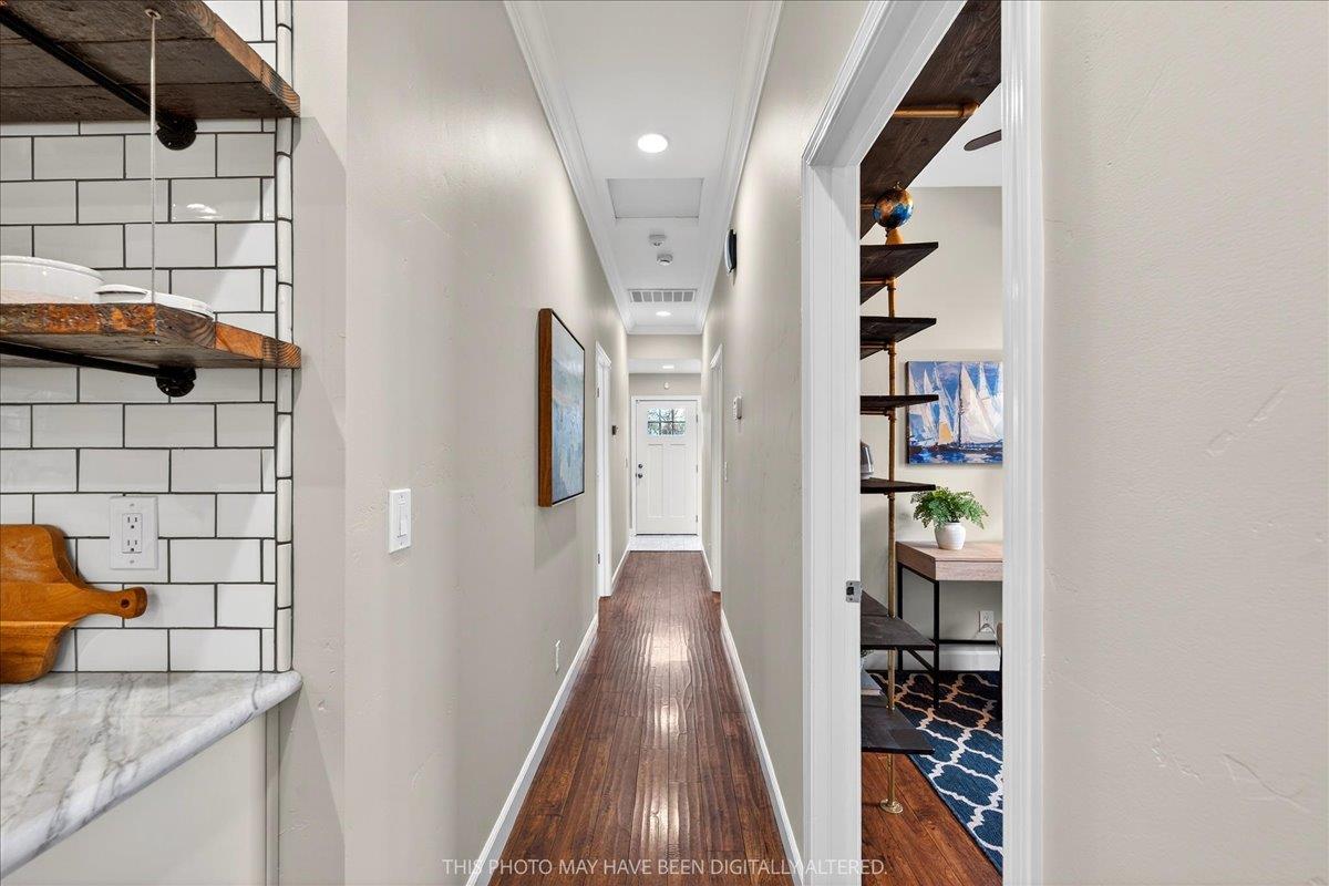 Detail Gallery Image 14 of 45 For 143 N Almaden Blvd, San Jose,  CA 95110 - 3 Beds | 2 Baths