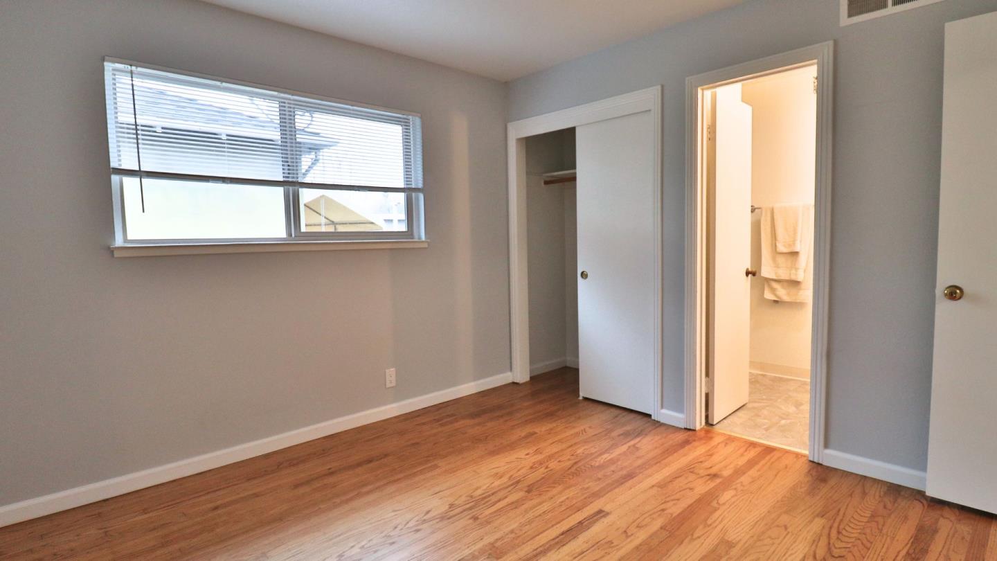 Detail Gallery Image 21 of 32 For 1135 Beech St, East Palo Alto,  CA 94303 - 3 Beds | 1/1 Baths