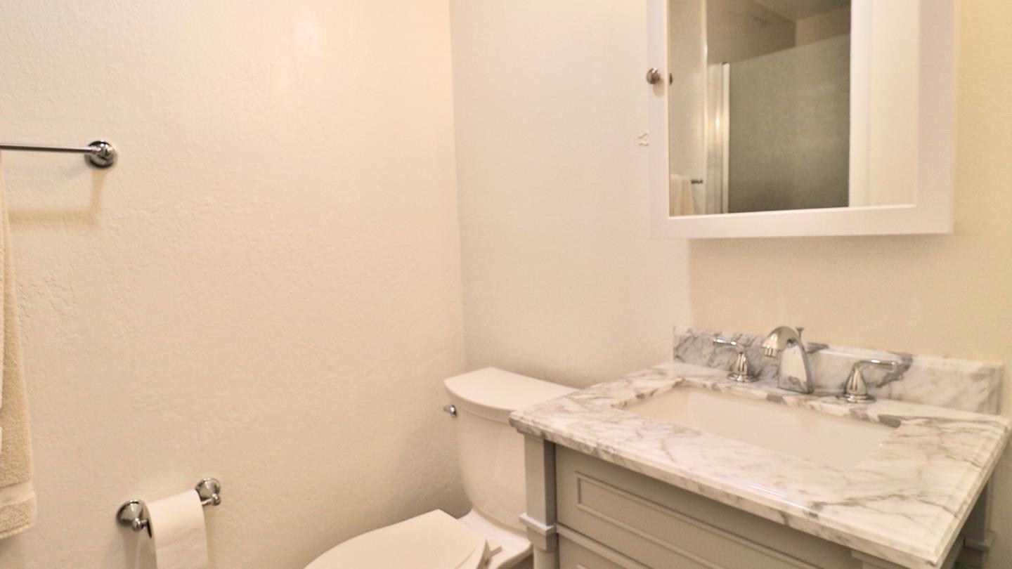 Detail Gallery Image 24 of 32 For 1135 Beech St, East Palo Alto,  CA 94303 - 3 Beds | 1/1 Baths