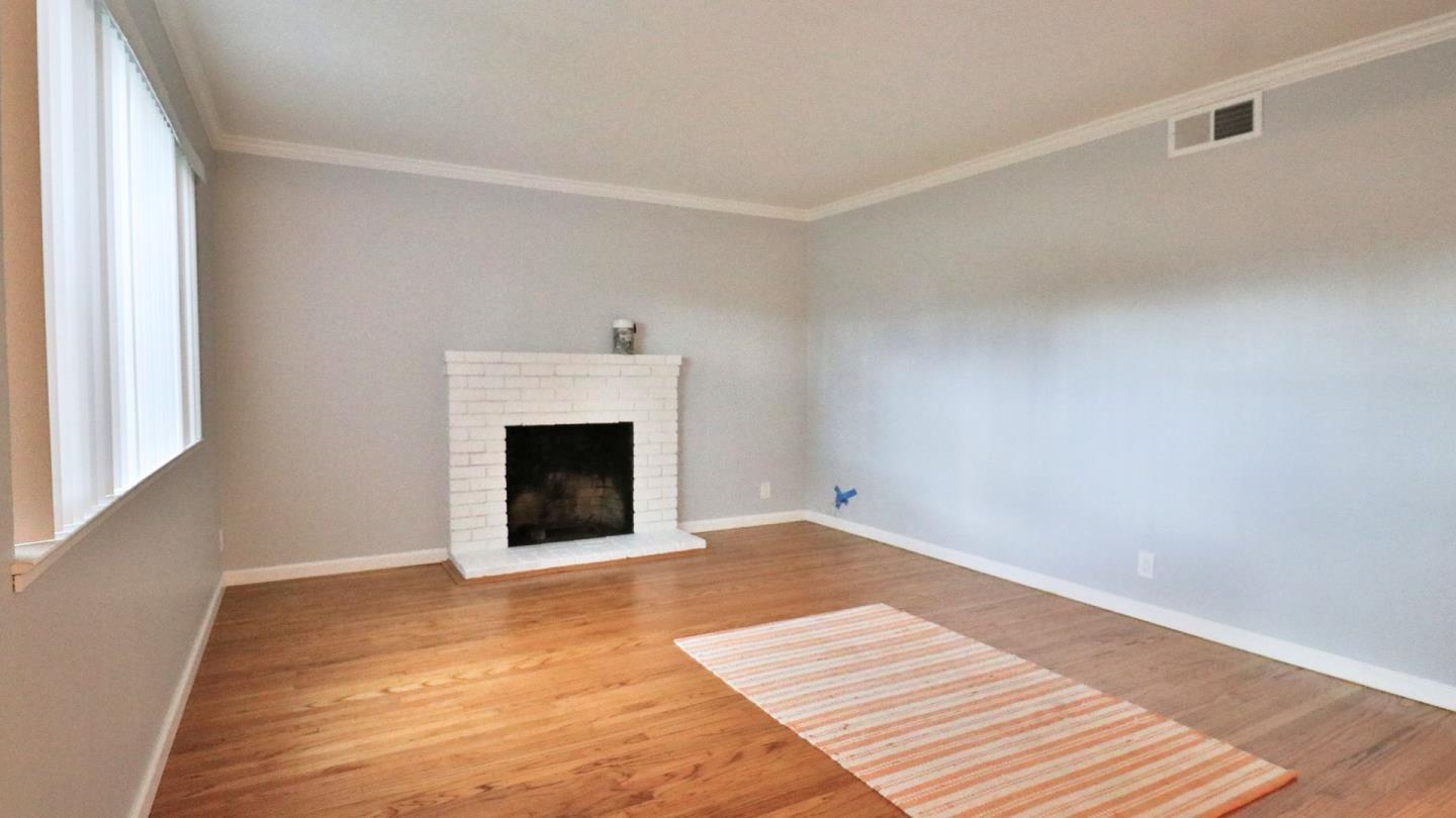 Detail Gallery Image 8 of 32 For 1135 Beech St, East Palo Alto,  CA 94303 - 3 Beds | 1/1 Baths