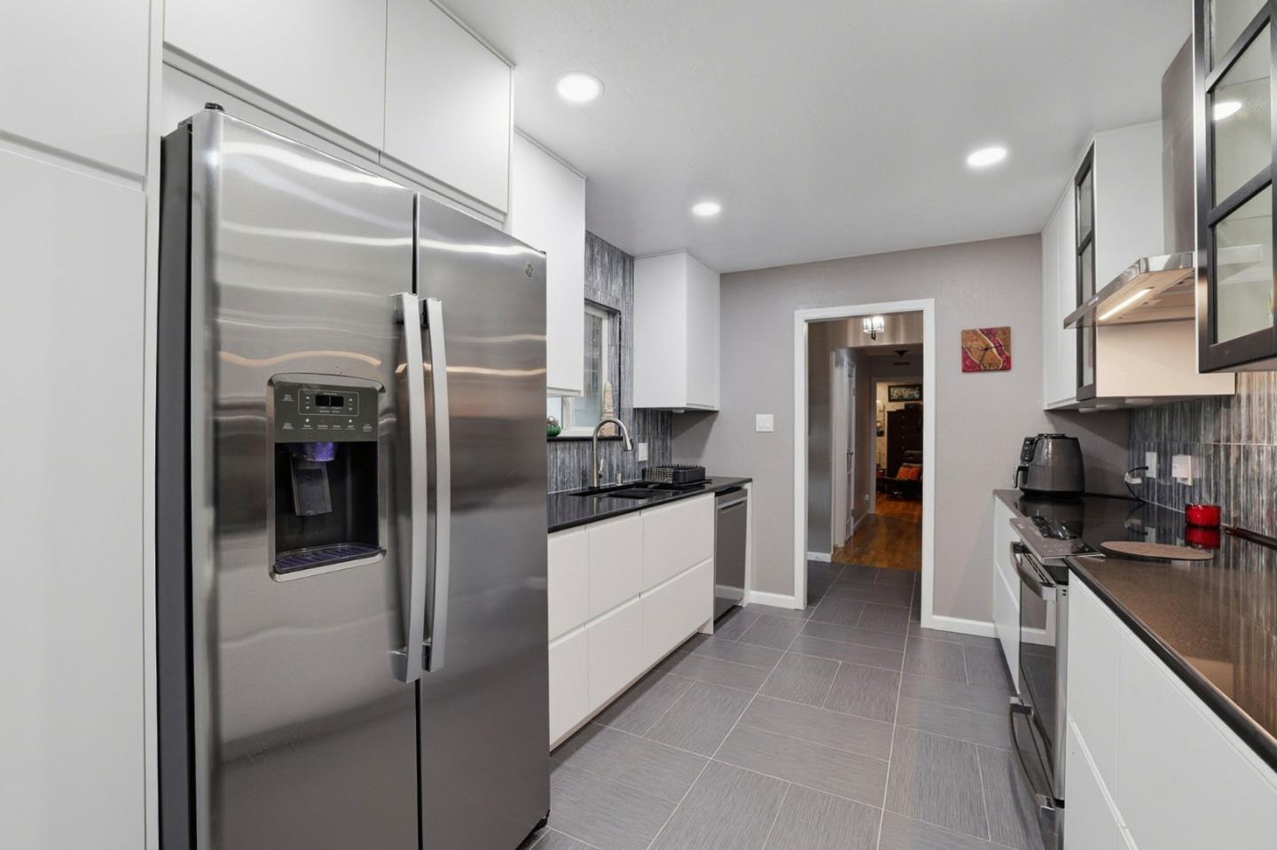 Detail Gallery Image 6 of 34 For 18762 Casa Blanca Ln, Saratoga,  CA 95070 - 4 Beds | 3 Baths