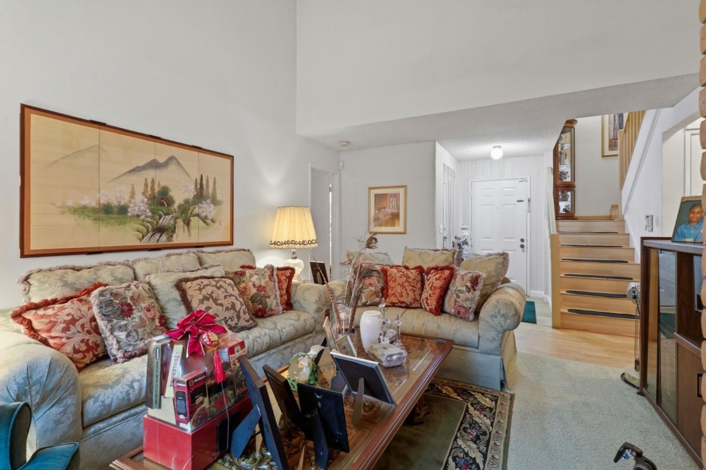 Detail Gallery Image 5 of 14 For 350 Otono Ct, San Jose,  CA 95111 - 3 Beds | 2 Baths