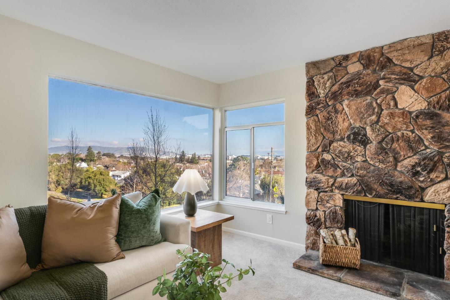 Detail Gallery Image 10 of 80 For 909 Hillcrest Blvd, Millbrae,  CA 94030 - 3 Beds | 3 Baths