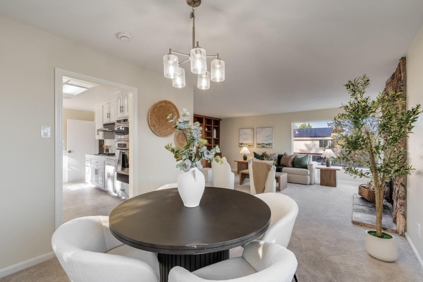 Detail Gallery Image 14 of 80 For 909 Hillcrest Blvd, Millbrae,  CA 94030 - 3 Beds | 3 Baths