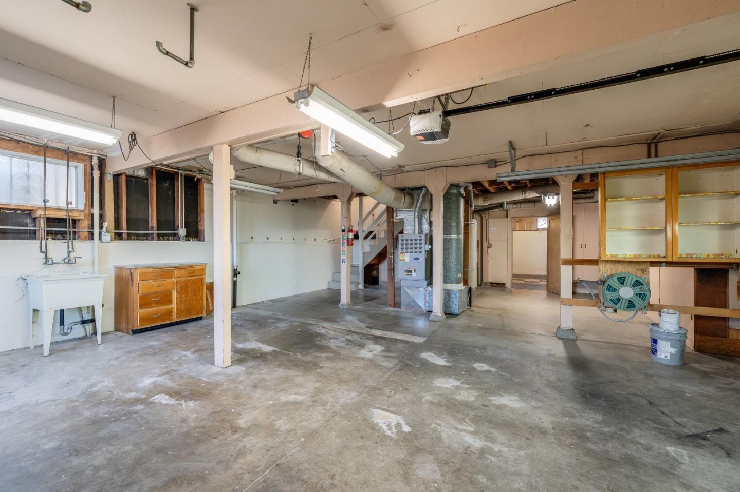 Detail Gallery Image 76 of 80 For 909 Hillcrest Blvd, Millbrae,  CA 94030 - 3 Beds | 3 Baths