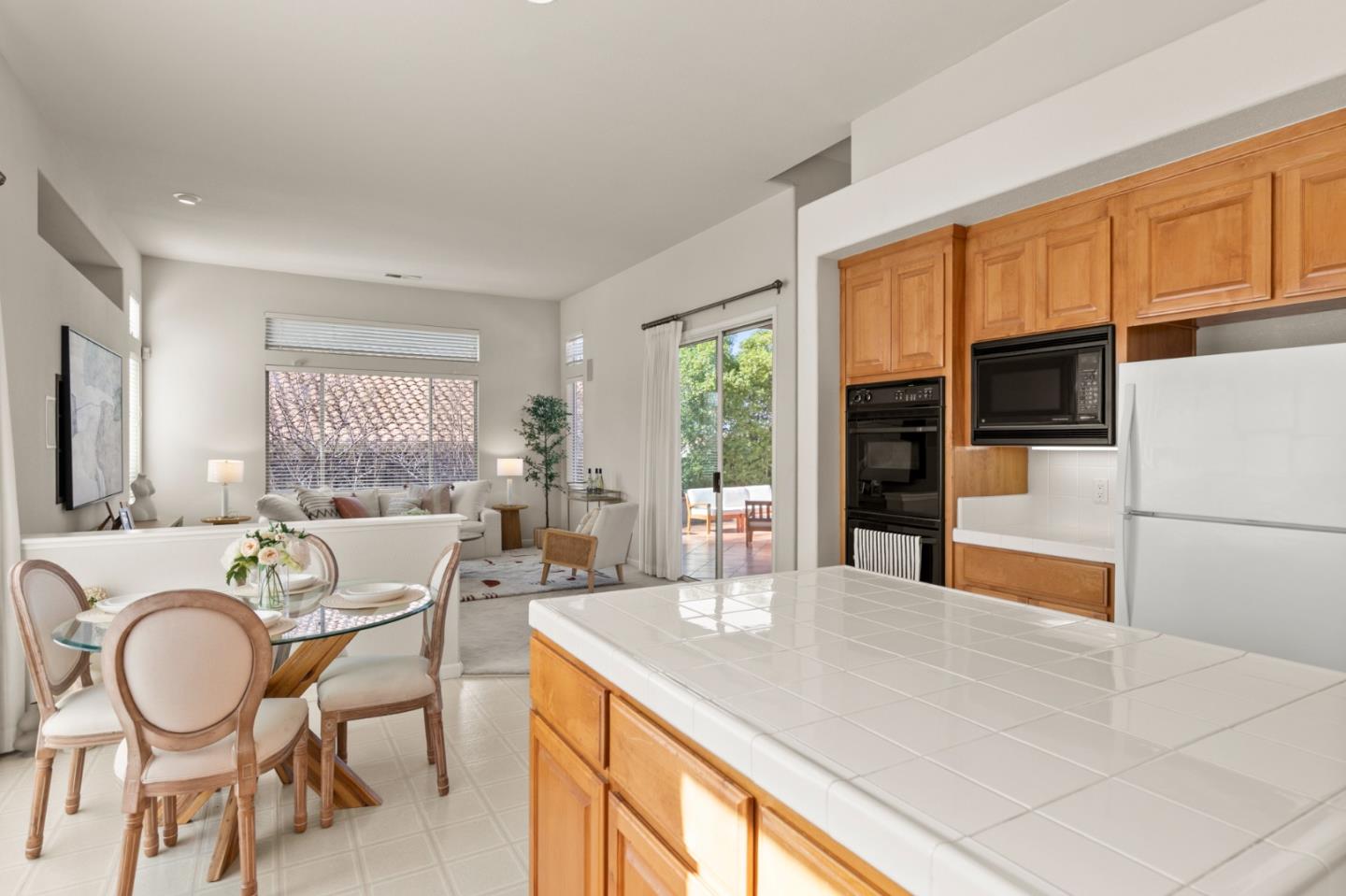 Detail Gallery Image 18 of 50 For 4321 Mackin Woods Ln, San Jose,  CA 95135 - 4 Beds | 2/1 Baths