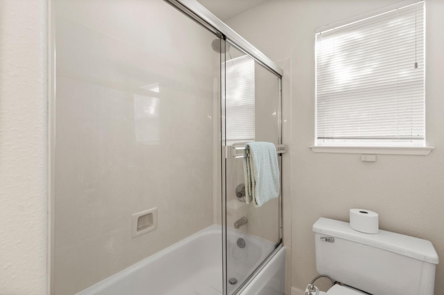 Detail Gallery Image 29 of 50 For 4321 Mackin Woods Ln, San Jose,  CA 95135 - 4 Beds | 2/1 Baths