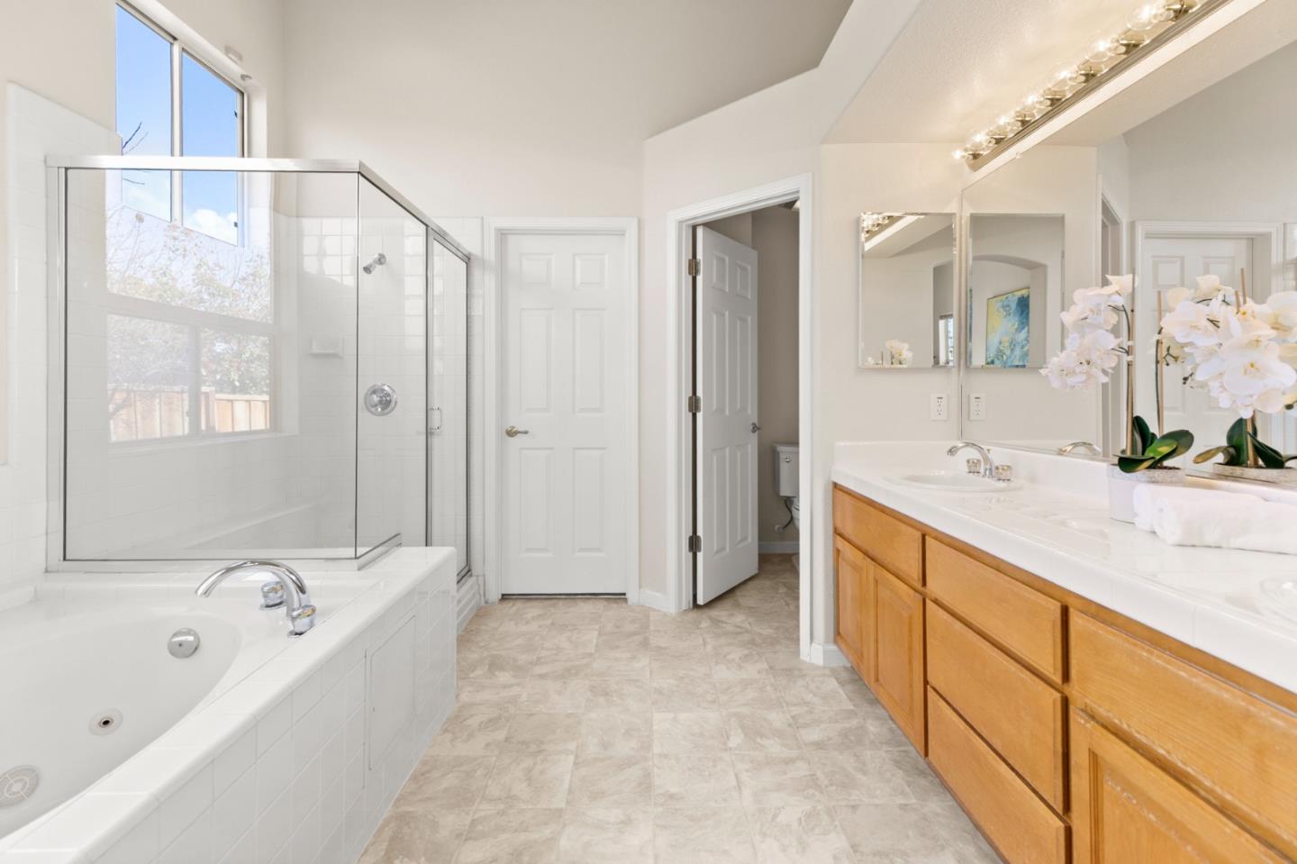 Detail Gallery Image 34 of 50 For 4321 Mackin Woods Ln, San Jose,  CA 95135 - 4 Beds | 2/1 Baths