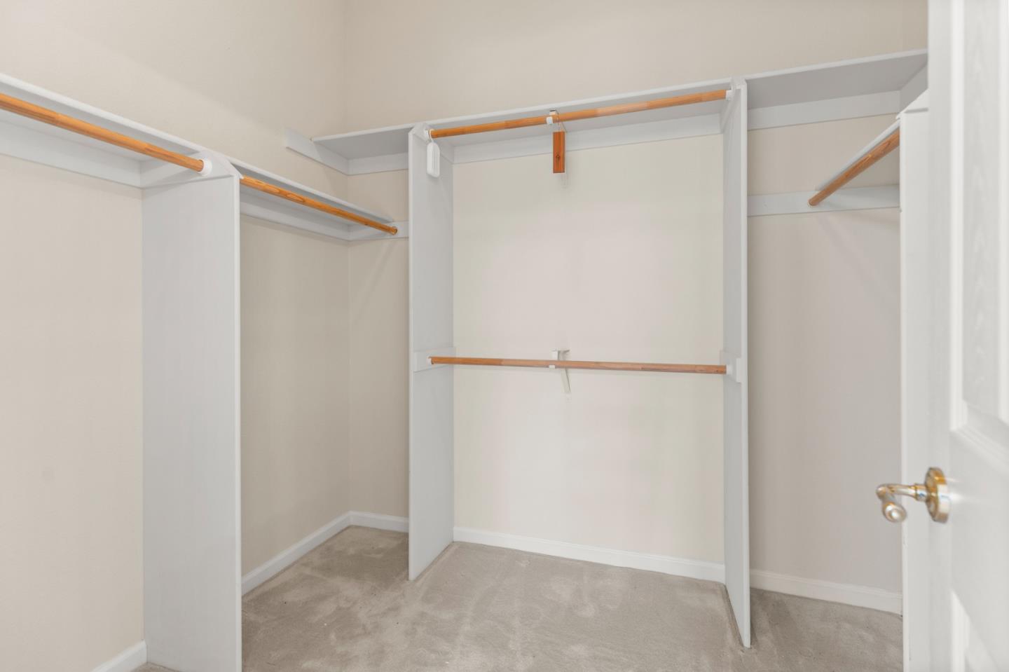 Detail Gallery Image 37 of 50 For 4321 Mackin Woods Ln, San Jose,  CA 95135 - 4 Beds | 2/1 Baths