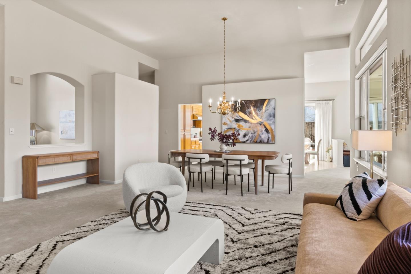 Detail Gallery Image 9 of 50 For 4321 Mackin Woods Ln, San Jose,  CA 95135 - 4 Beds | 2/1 Baths