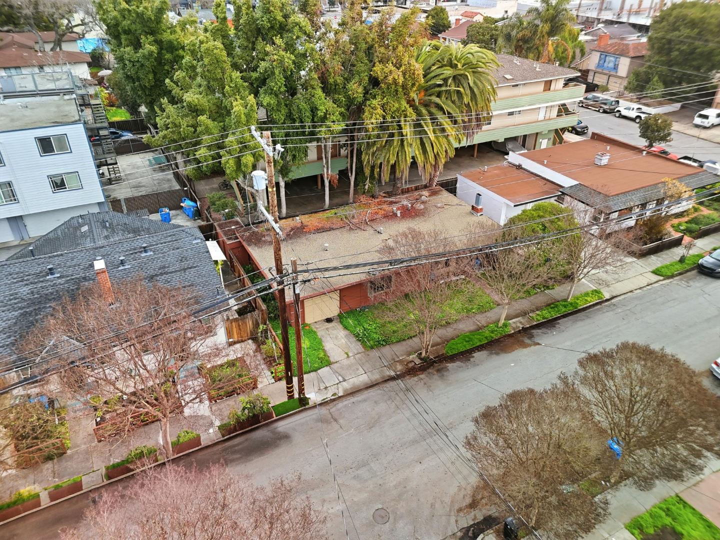 Detail Gallery Image 4 of 7 For 725 Adams St, Redwood City,  CA 94061 - 1 Beds | 1 Baths