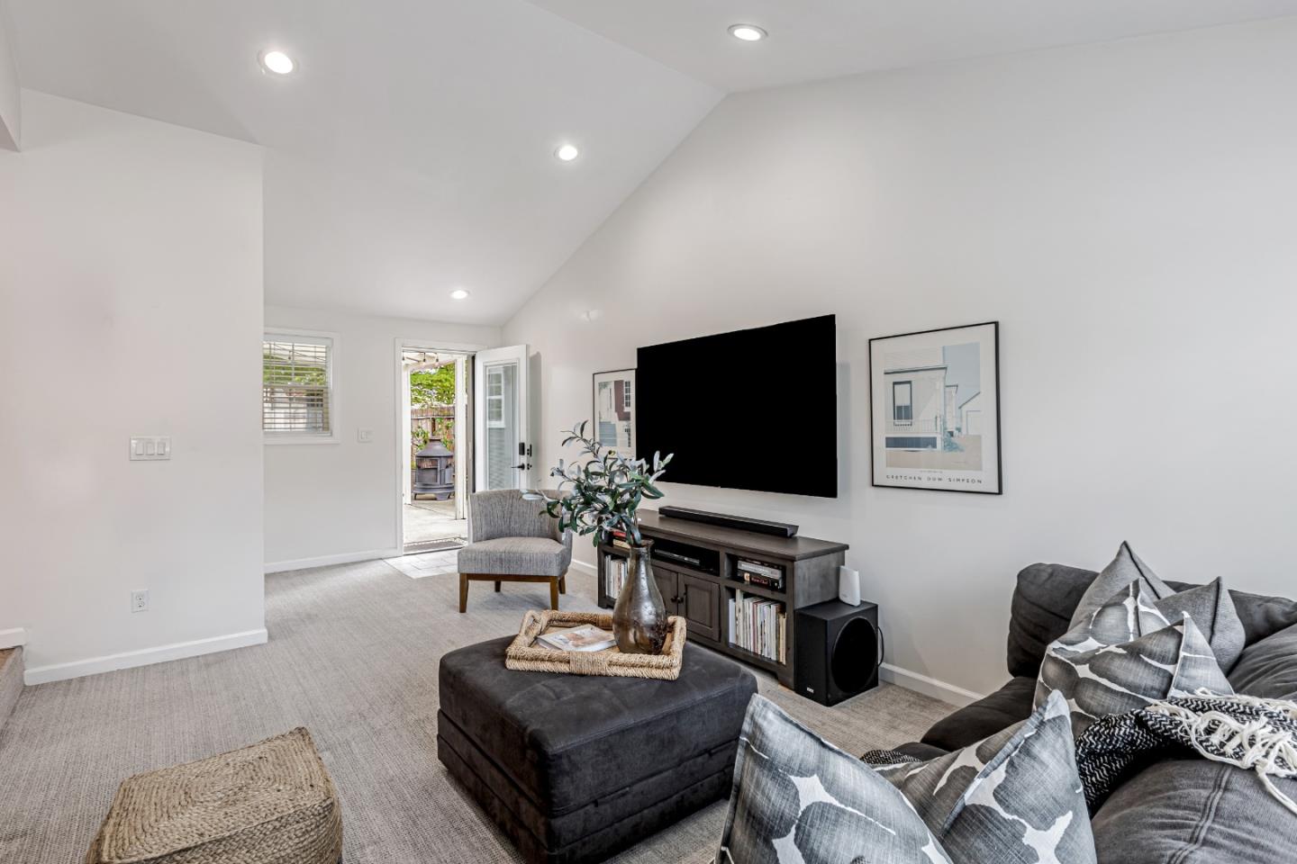 Detail Gallery Image 17 of 68 For 1450 Darlene Ave, San Jose,  CA 95125 - 3 Beds | 2 Baths